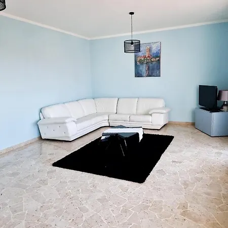 Apartment Lux *